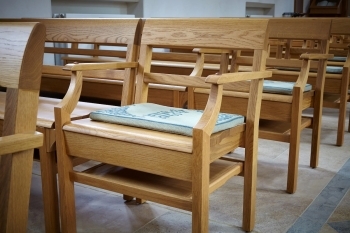 Finding Solace and Support: A Guide to Church Chairs with Arms body thumb image